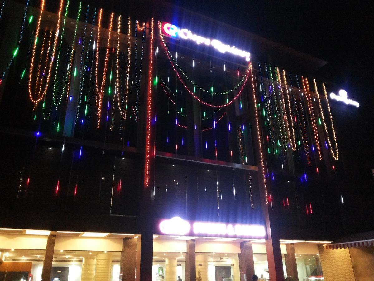 Hotel Chopra Residency Hamirpur Exteriér fotografie